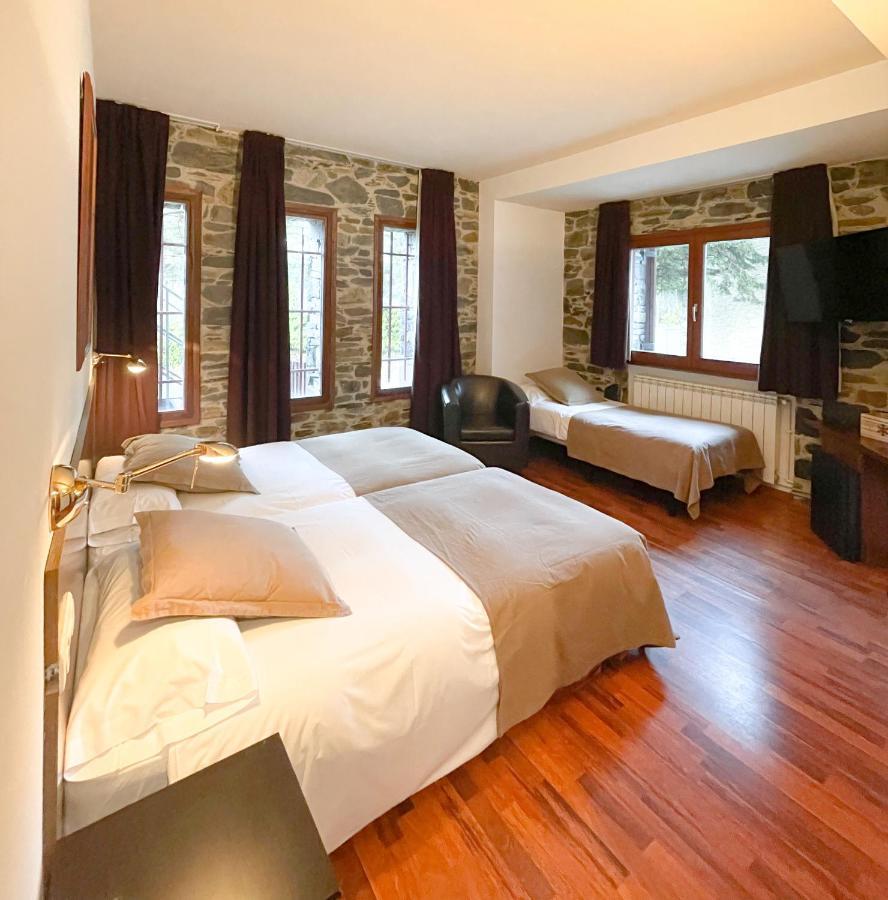 Hotel Amoretes La Molina  Zewnętrze zdjęcie
