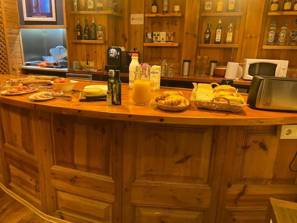 Hotel Amoretes La Molina  Zewnętrze zdjęcie