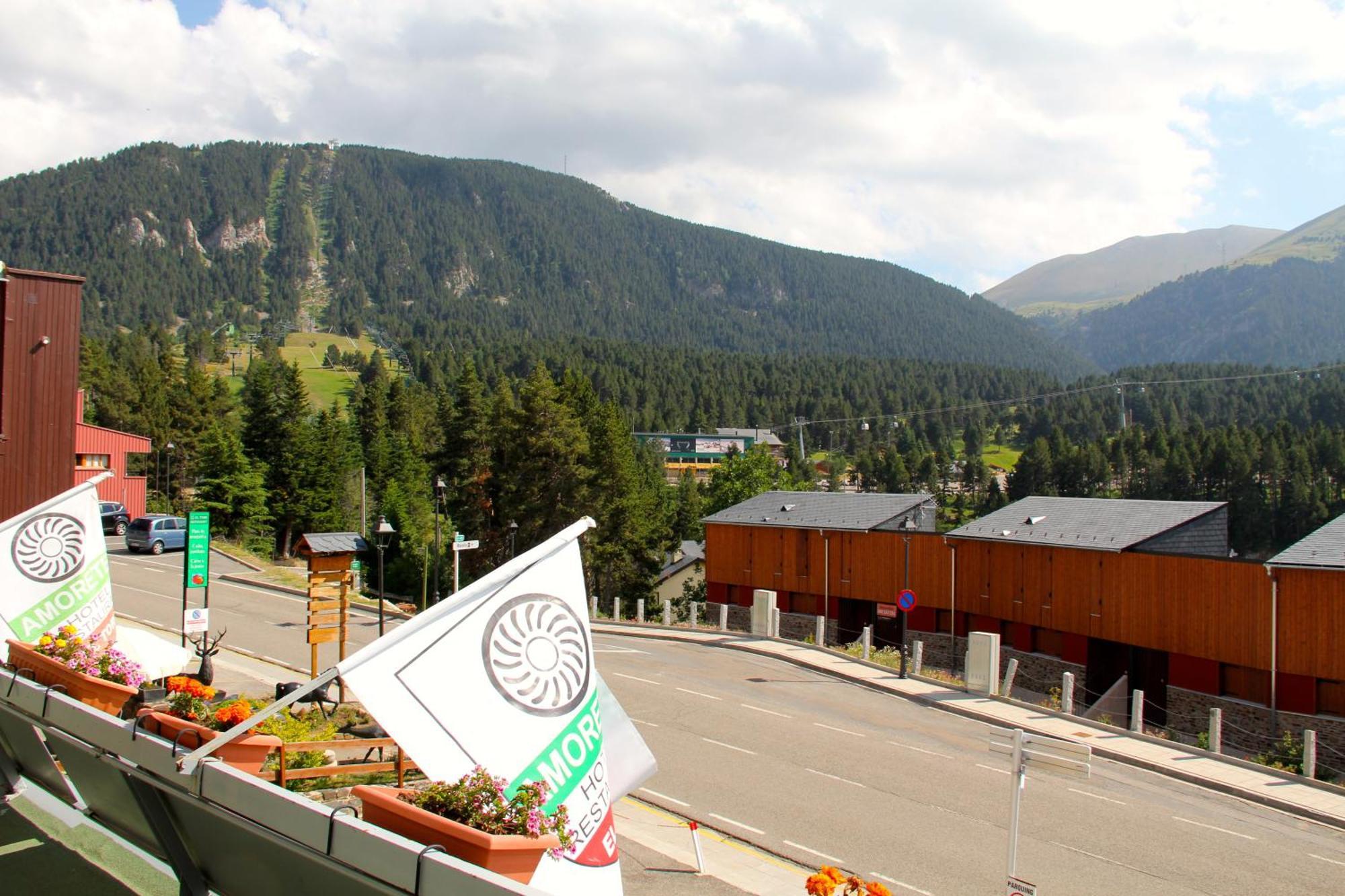 Hotel Amoretes La Molina  Zewnętrze zdjęcie