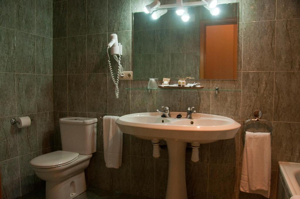 Hotel Amoretes La Molina  Pokój zdjęcie