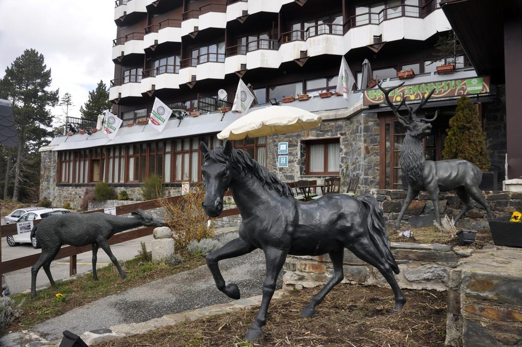 Hotel Amoretes La Molina  Zewnętrze zdjęcie